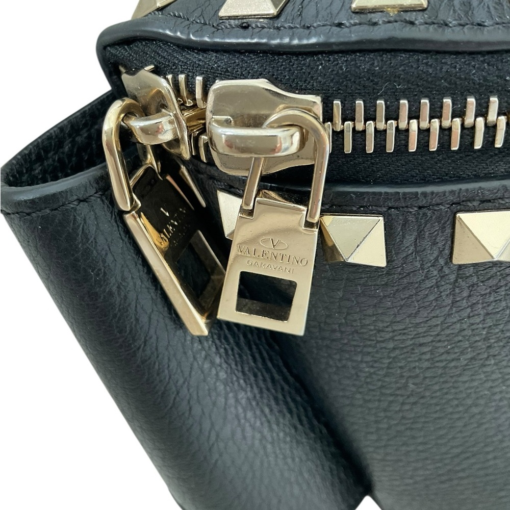 Valentino Garavani Rockstud Black Leather Belt Bag w Dust Bag - Picture 3 of 15